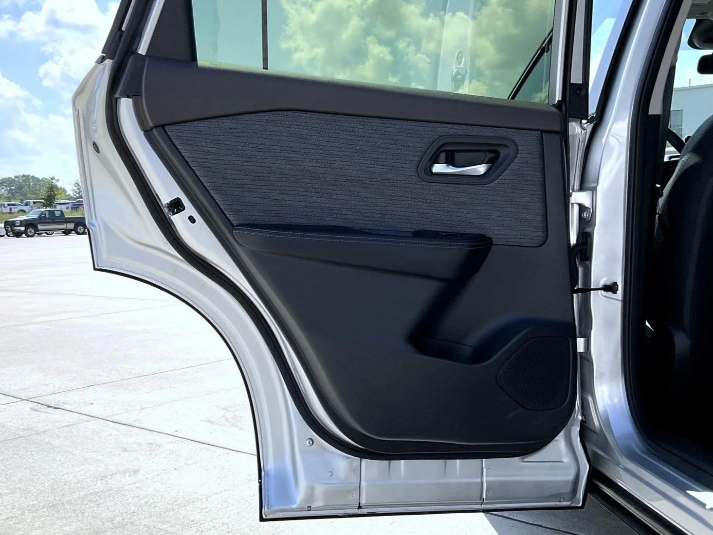 Used 2023 Silver Nissan SV image 21