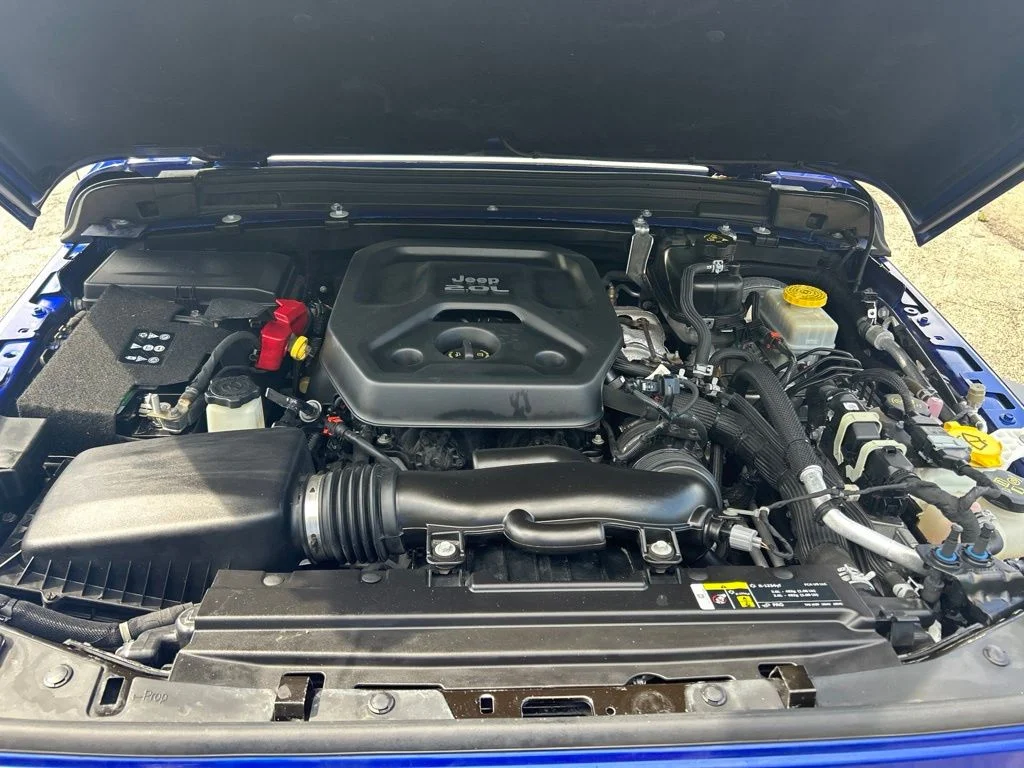 Used 2019 Blue Jeep Unlimited Sport S image 16