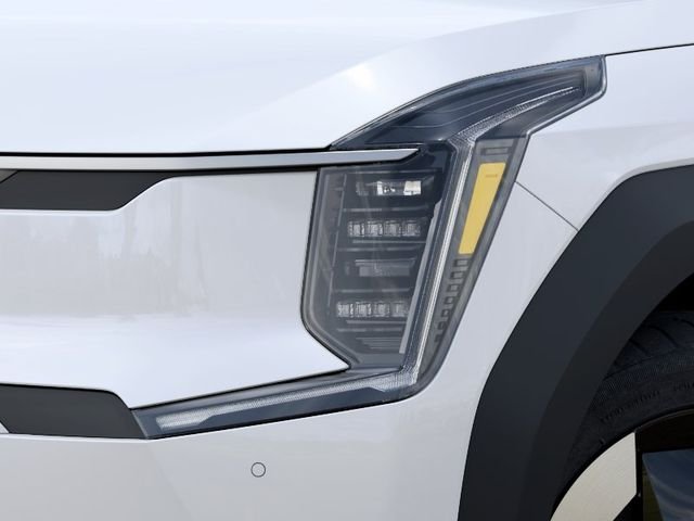 New 2026 Glacial White Kia Wind AWD image 10