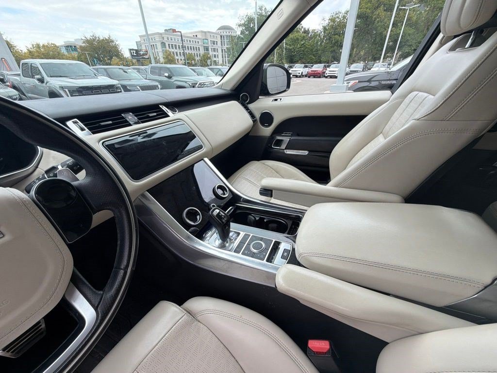 Used 2021 Carpathian Gray Premium Metallic Land Rover Autobiography image 15