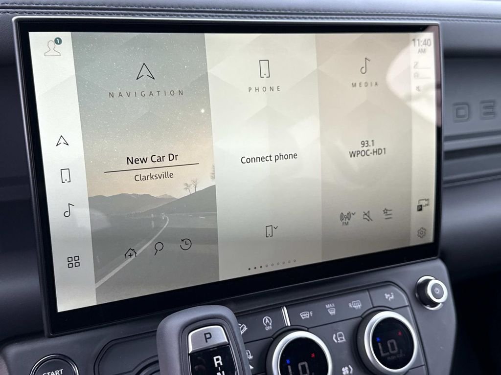 New 2026  Land Rover X-Dynamic SE image 3