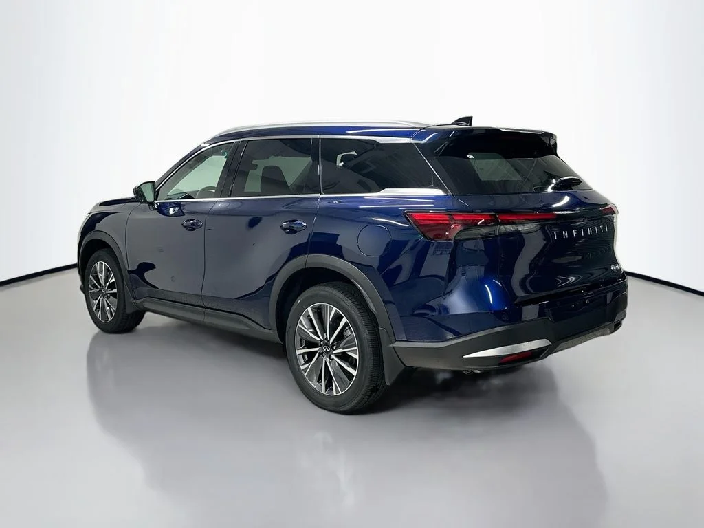 New 2027 GRAND BLUE INFINITI LUXE image 3