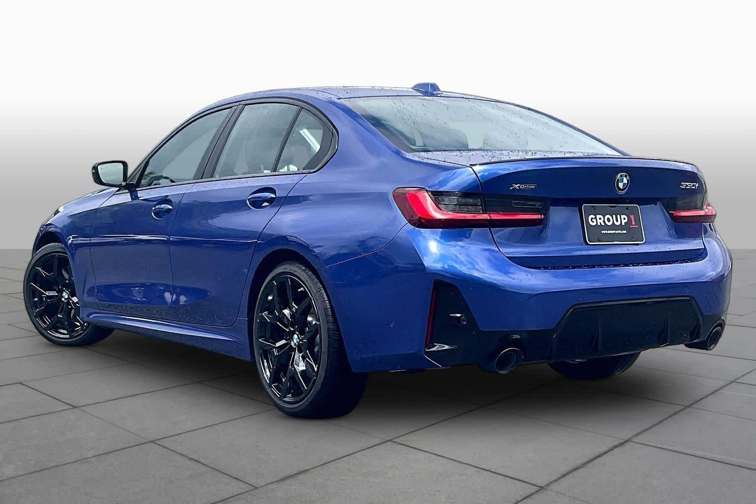2026 BMW 3 Series 330i - Photo 11