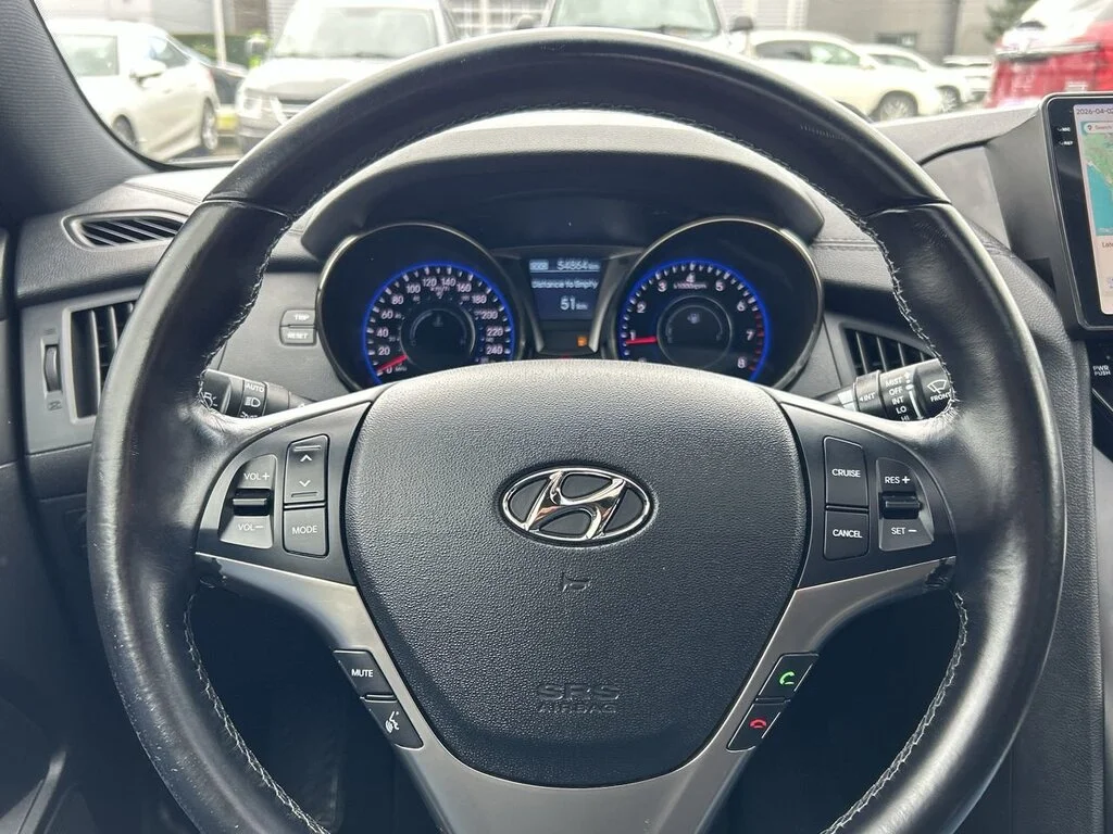 Used 2014  Hyundai 2.0T Premium 6sp Dilawri Certified   Local BC   Re image 22