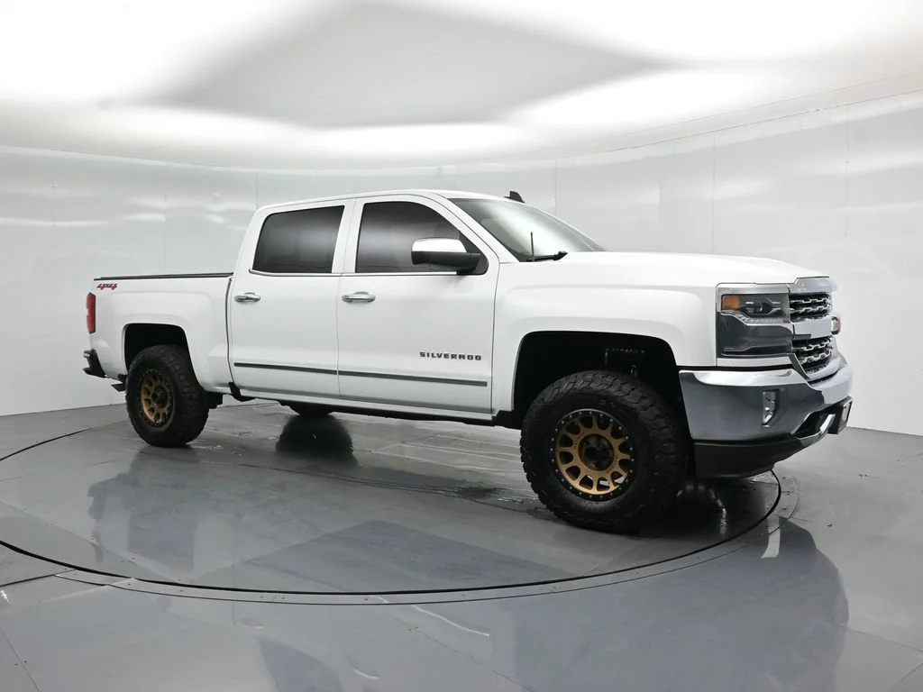 Used 2018 White Chevrolet LTZ image 22