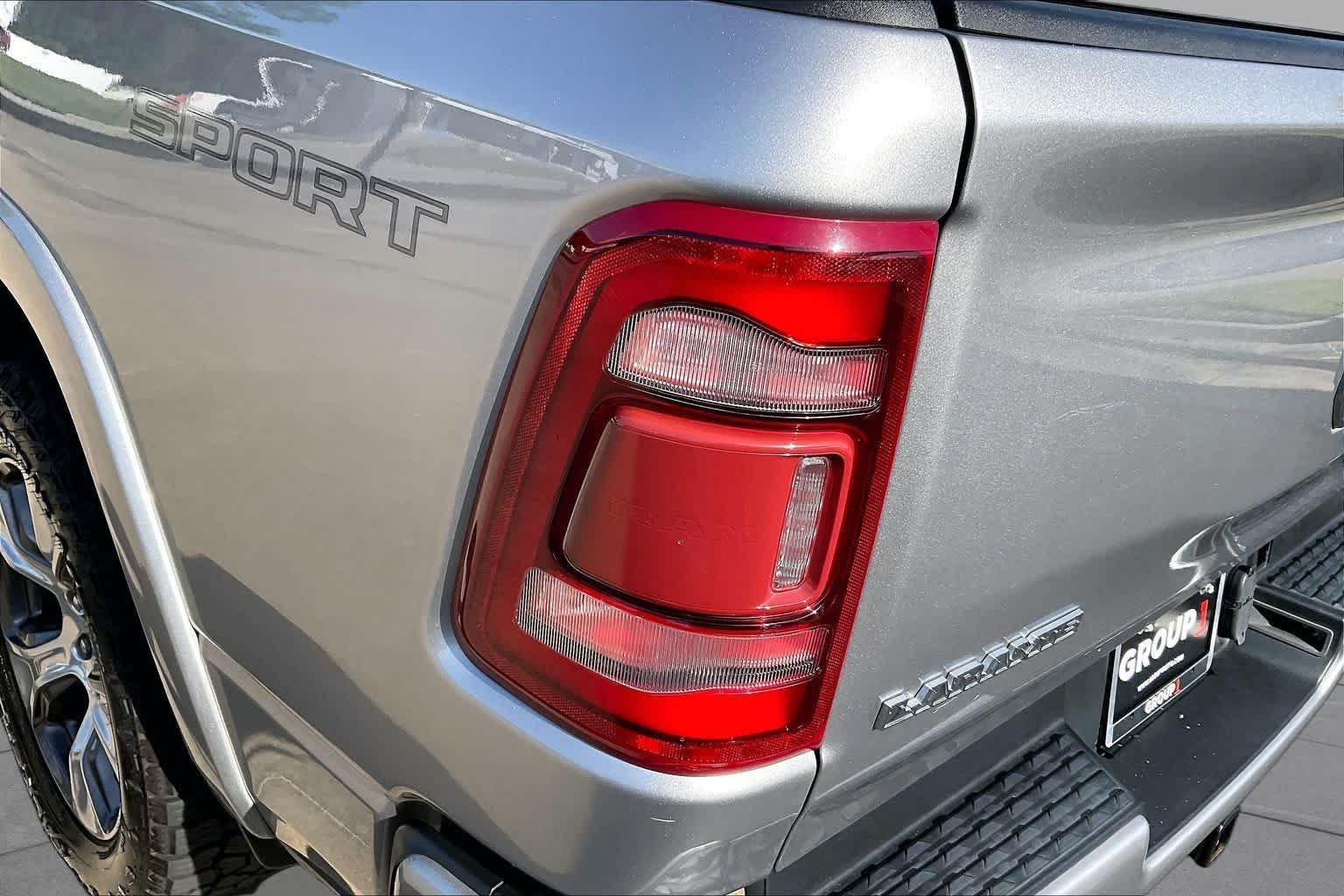 Used 2021 Billet Silver Metallic Clearcoat Ram Laramie image 28