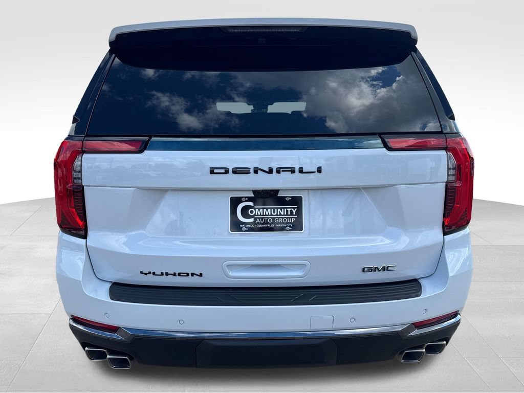 2026 GMC Yukon Denali Ultimate - Photo 10