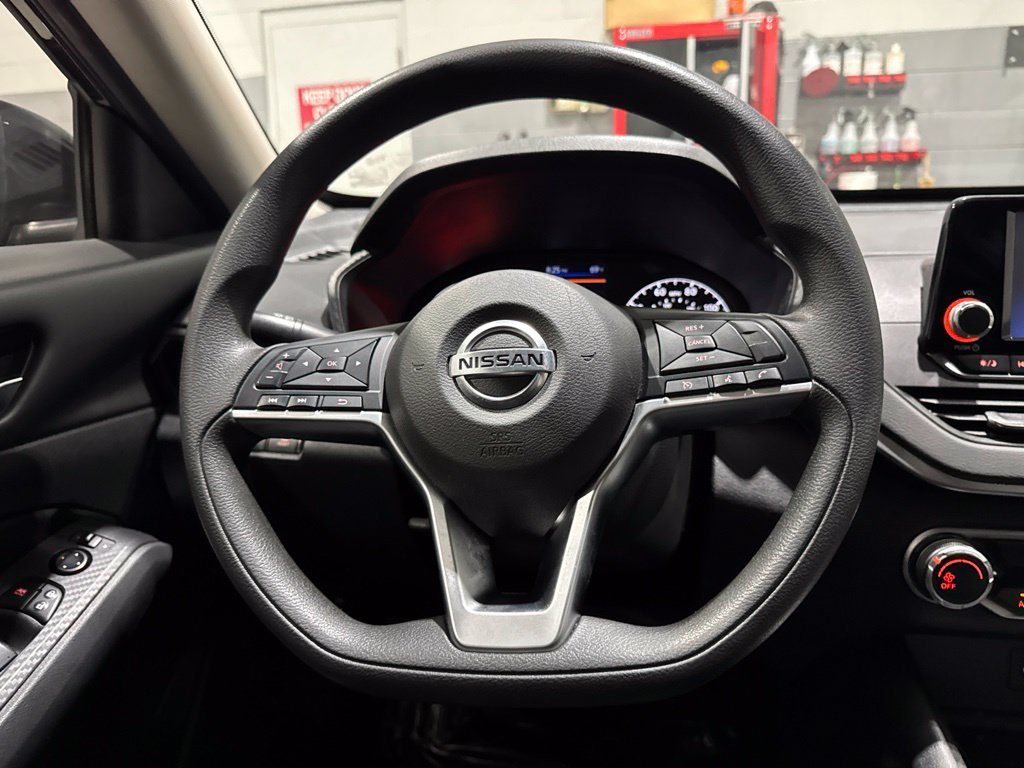 Used 2022 Black Nissan 2.5 S image 14