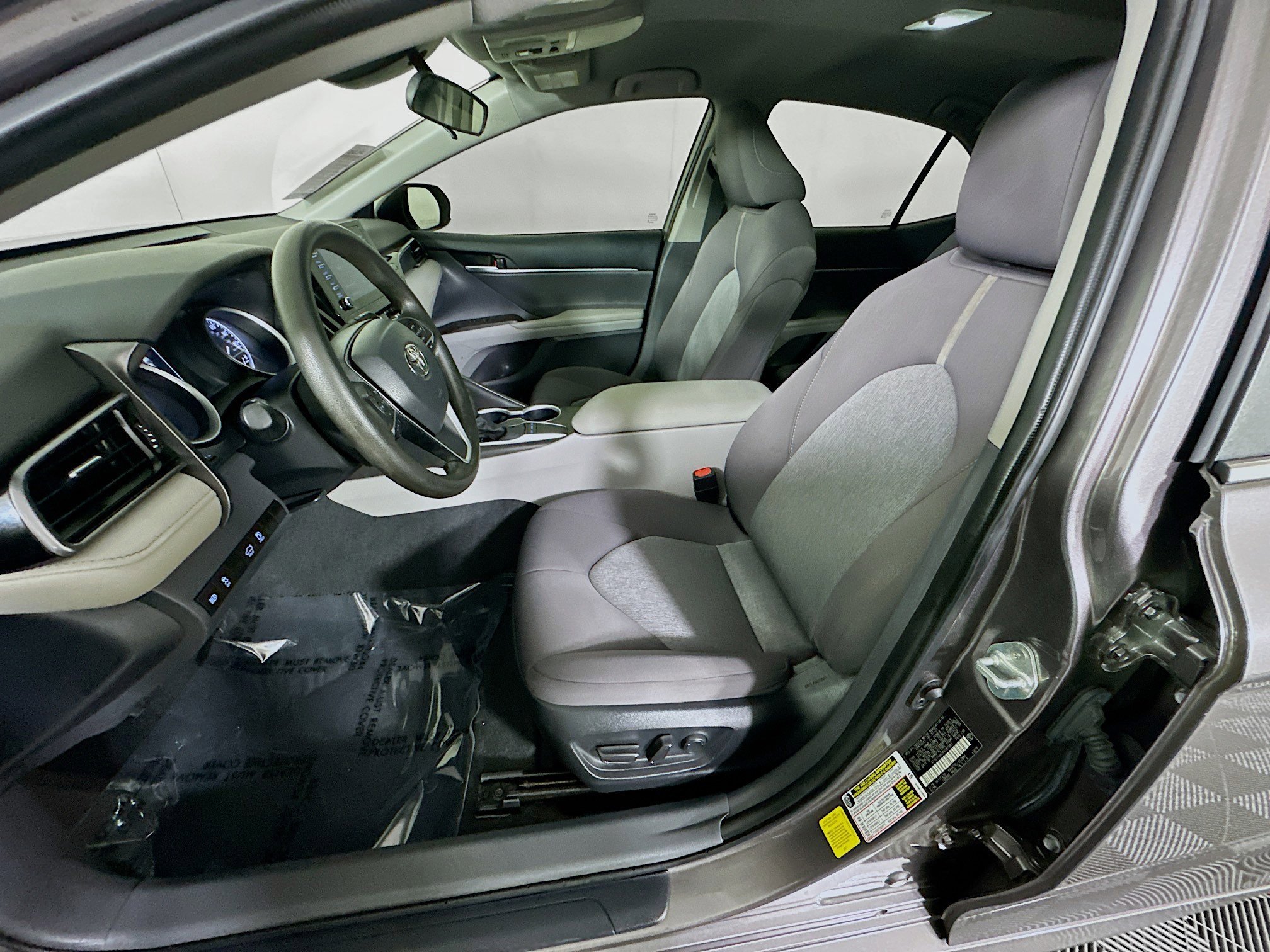 Used 2023 Predawn Gray Mica Toyota LE image 12