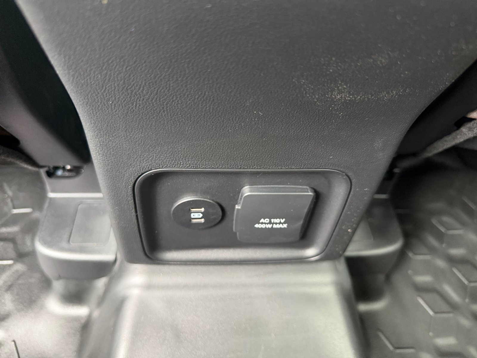 New 2026 Carbonized Gray Metallic Ford Outer Banks image 23