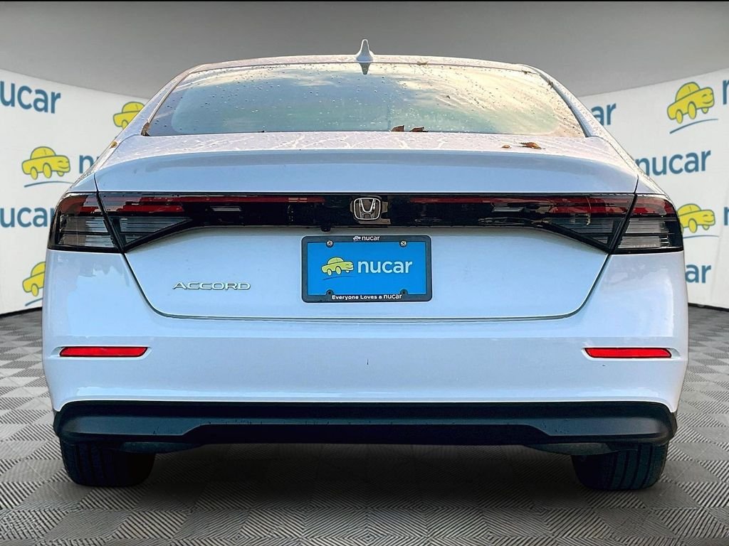 Used 2024 Platinum White Honda EX image 5