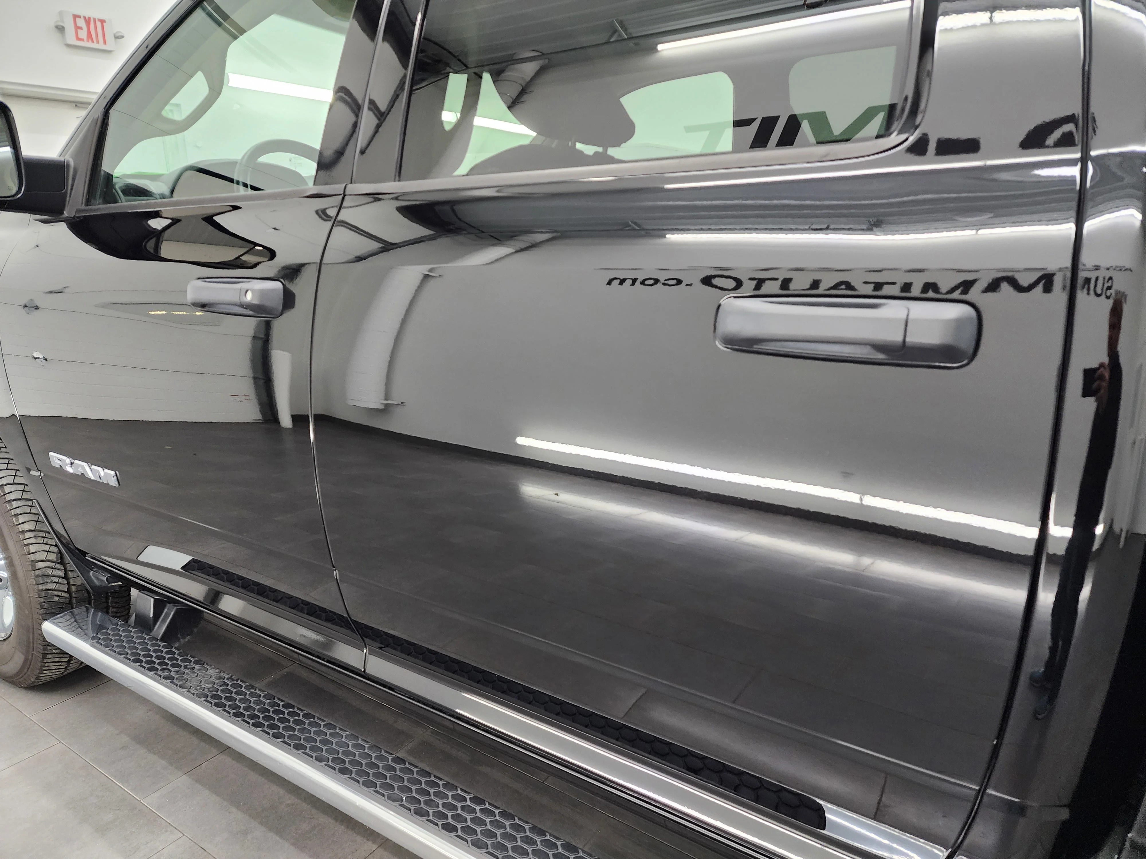 Used 2020 Diamond Black Crystal Pearlcoat Ram Tradesman image 32