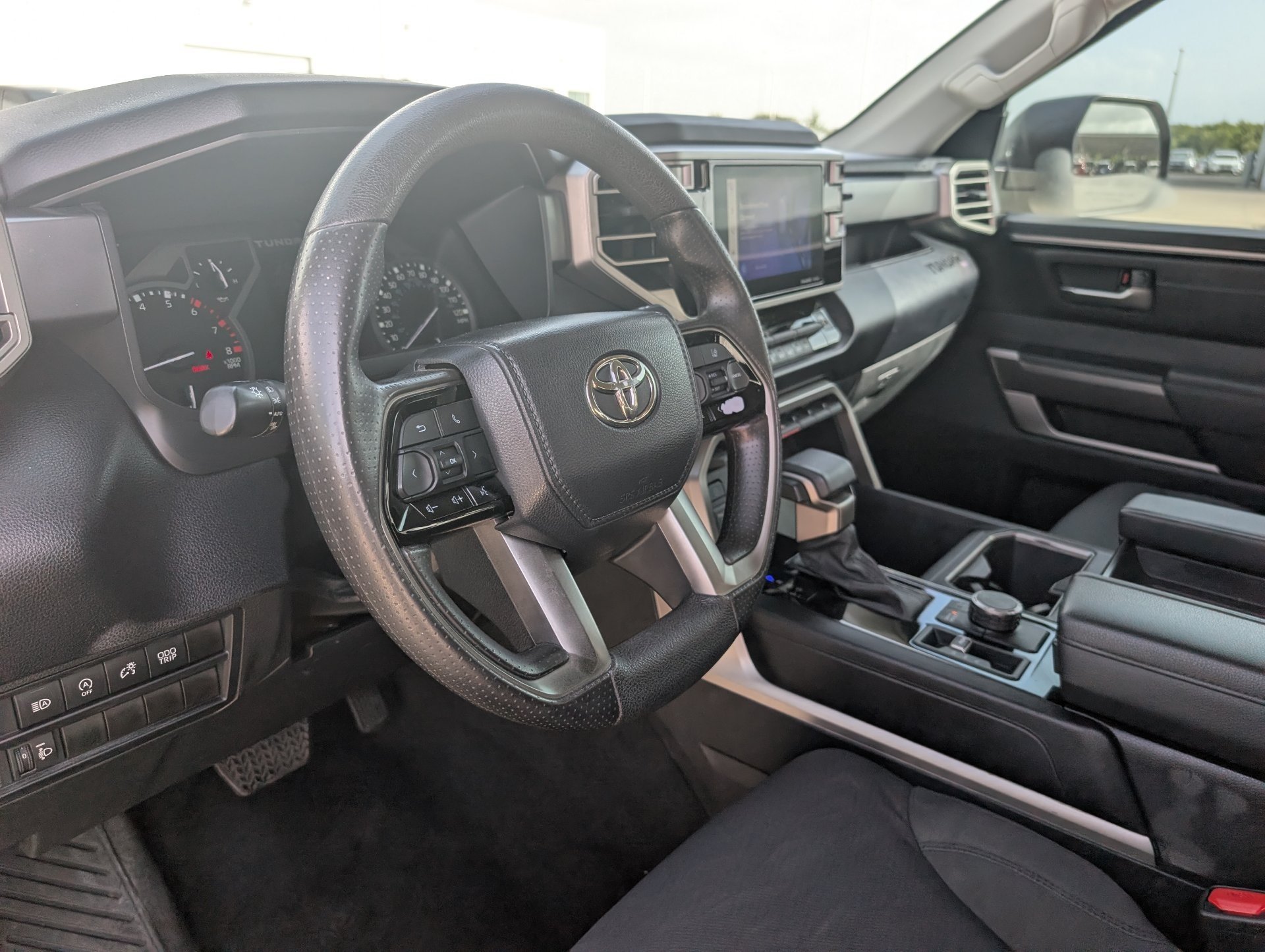 Used 2023 Silver Toyota SR5 image 9