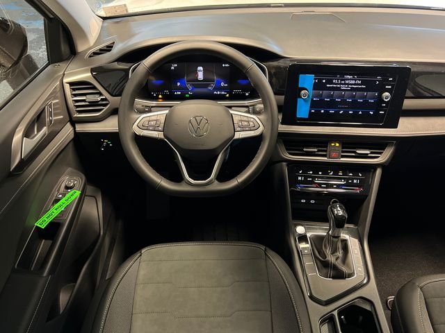 New 2026 White Volkswagen 1.5T SE Black image 11
