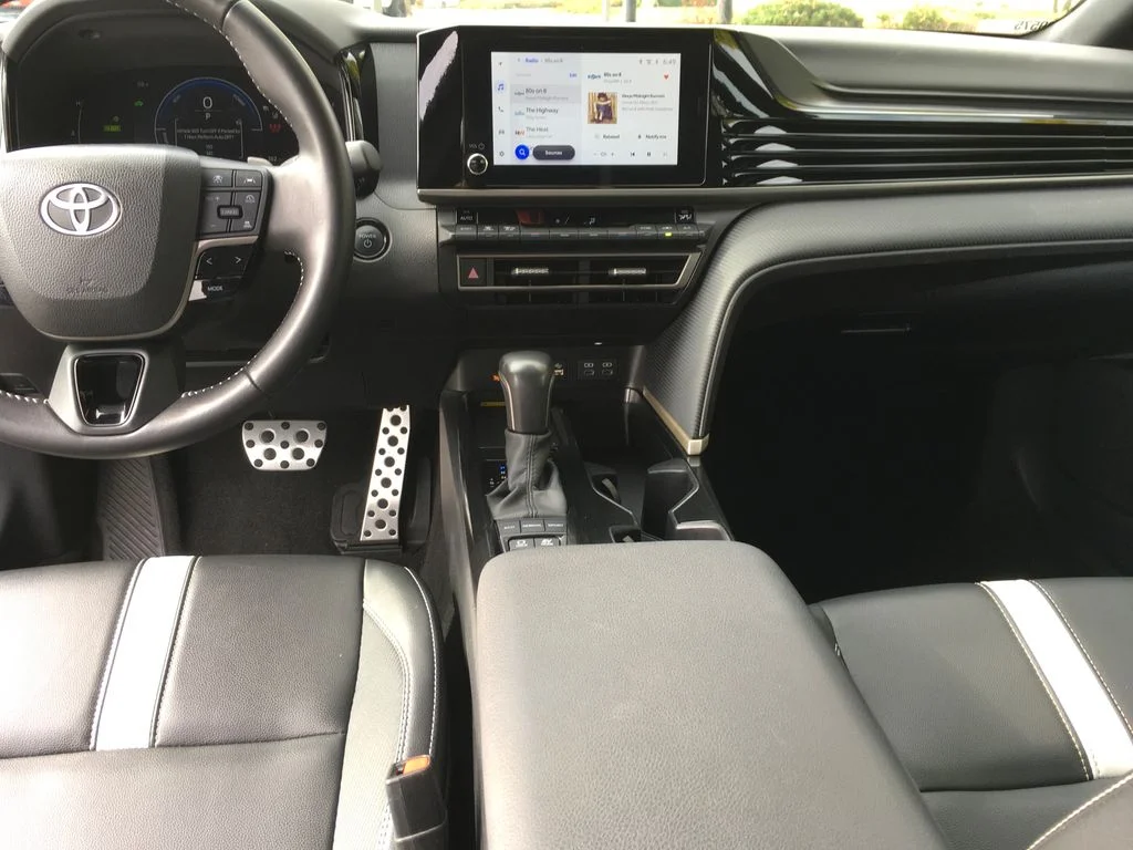 Certified Used 2025 White Toyota SE image 24