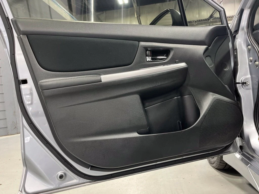 Used 2016 Ice Silver Metallic Subaru 2.0i Sport Premium image 10