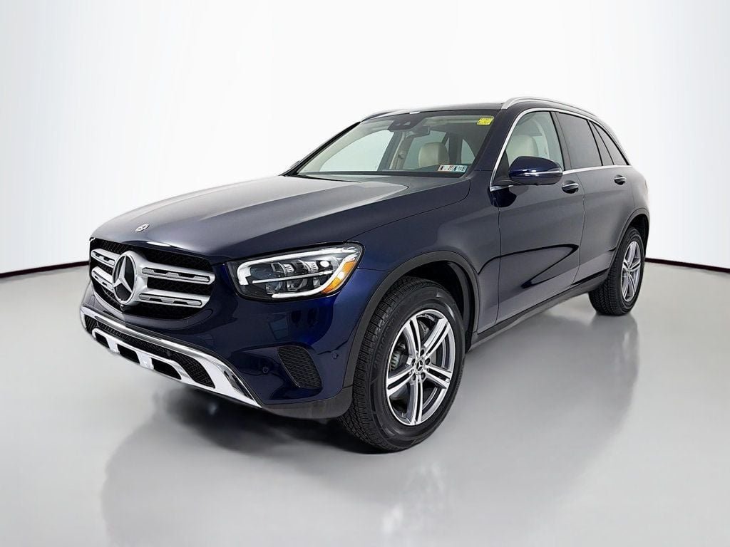 Used 2022 Lunar Blue Metallic Mercedes-Benz GLC 300 4MATIC® SUV image 3