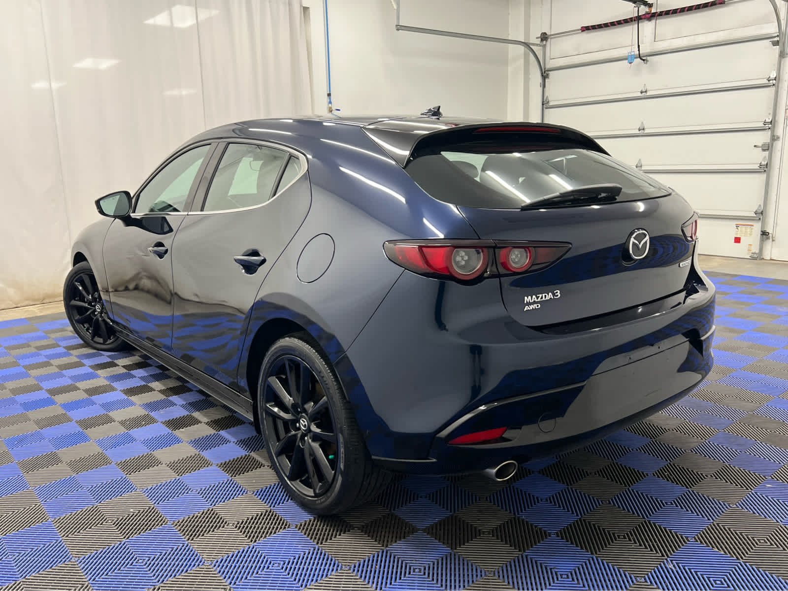 Used 2020 Deep Crystal Blue Mica Mazda Premium Package image 7