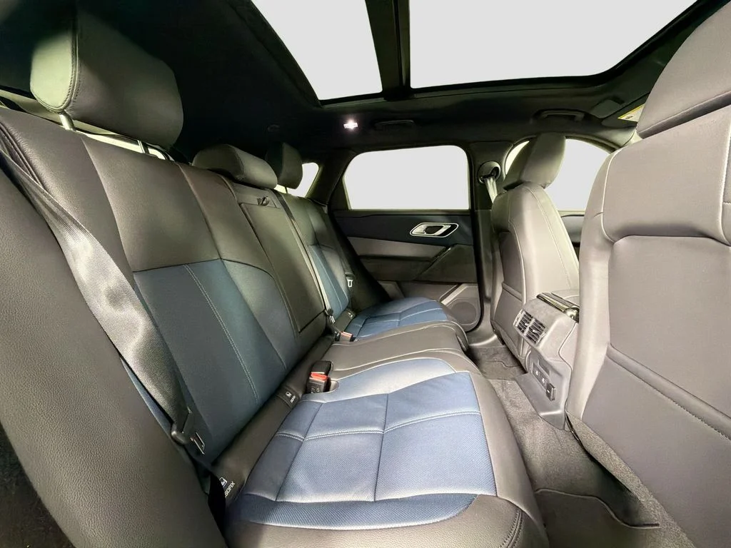 New 2026 Fuji White Land Rover S image 29