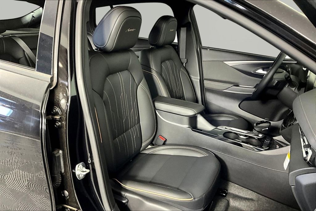 New 2026 Ebony Twilight Metallic Buick Avenir image 12