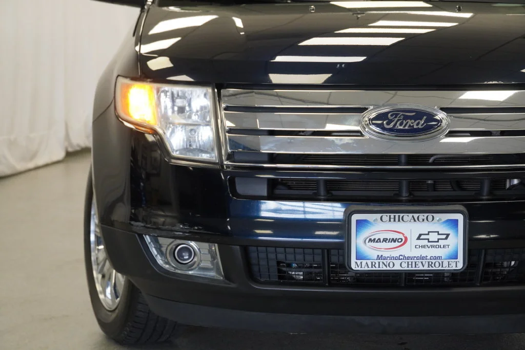 Used 2010 Black Ford SEL image 10