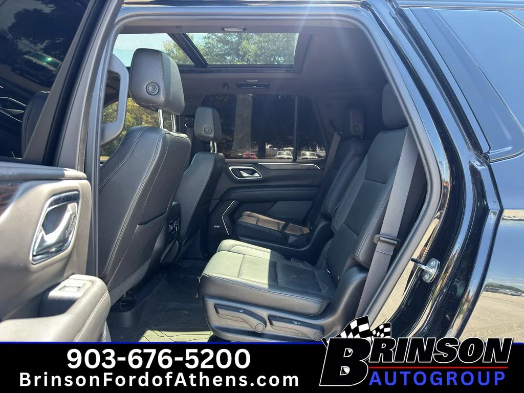 Used 2021 Black Chevrolet Z71 image 15