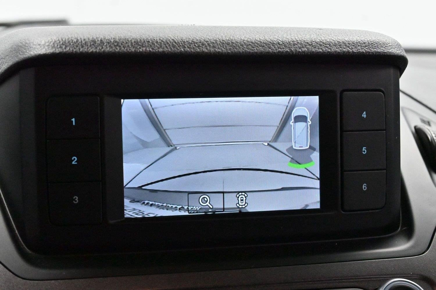 Used 2022 Solar Silver Ford XL image 22