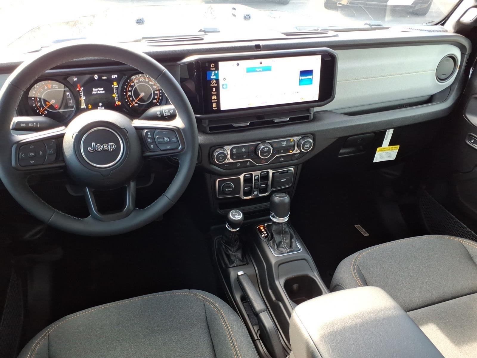 New 2026 Black Clear-Coat Exterior Paint Jeep  image 20