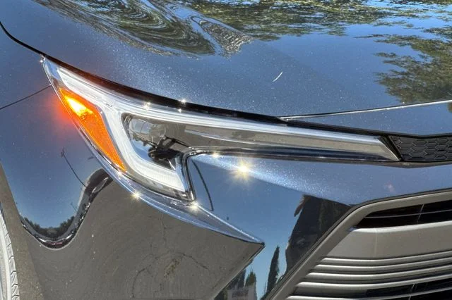 New 2026 Midnight Black Metallic Toyota  XLE image 30