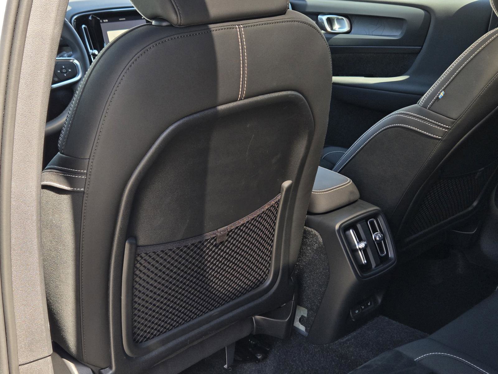 Used 2023 Thunder Gray Metallic Volvo Plus image 32