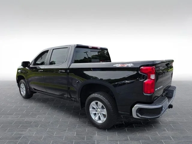 Used 2023 Black Chevrolet LT image 7