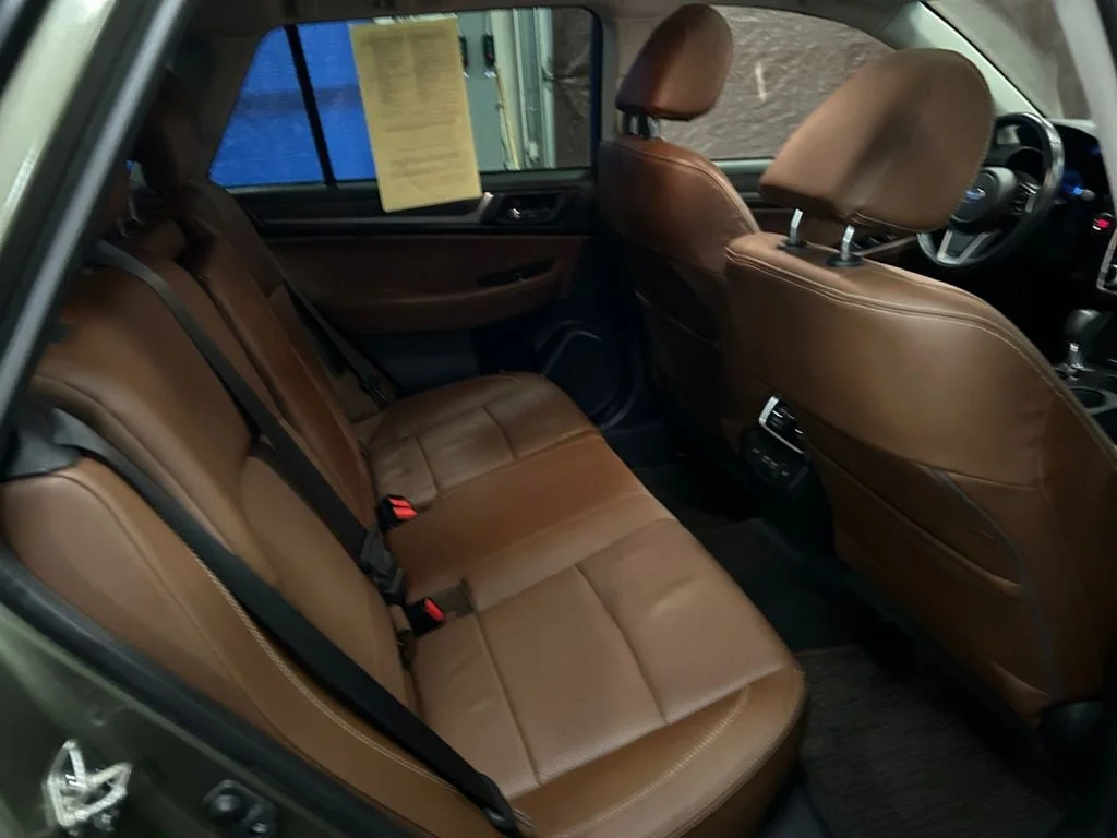 Used 2019 Wilderness Green Subaru 3.6R Touring image 18