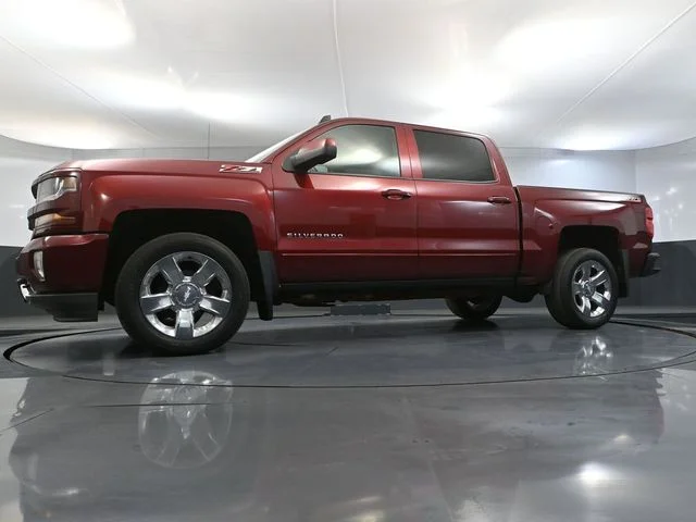 Used 2016 Red Chevrolet LT image 47