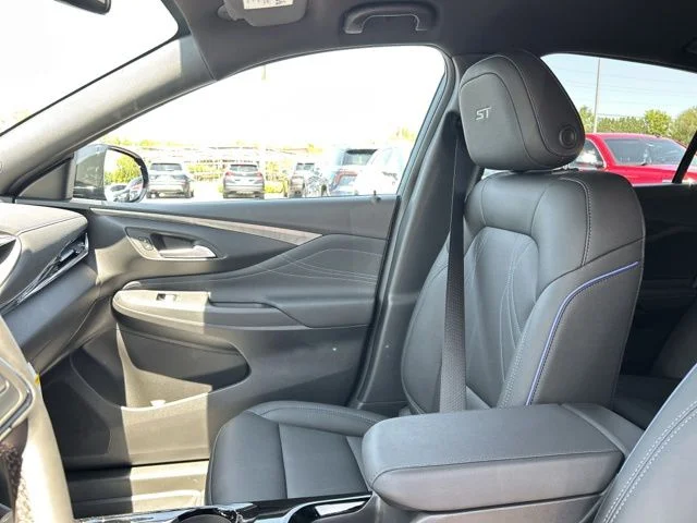 2026 Buick Envista Sport Touring - Photo 26