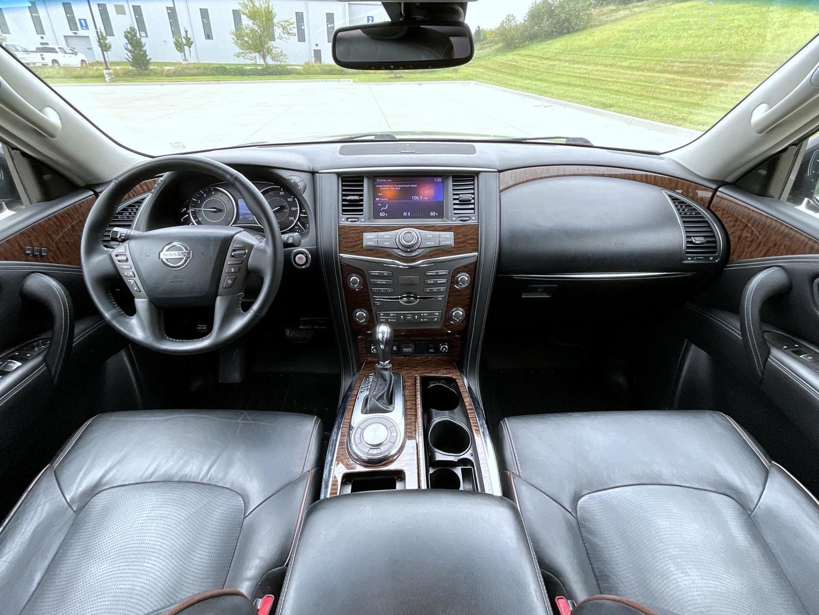 Used 2017 Gun Metallic Nissan Platinum image 15