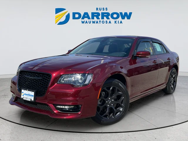 2023 Chrysler 300 Touring