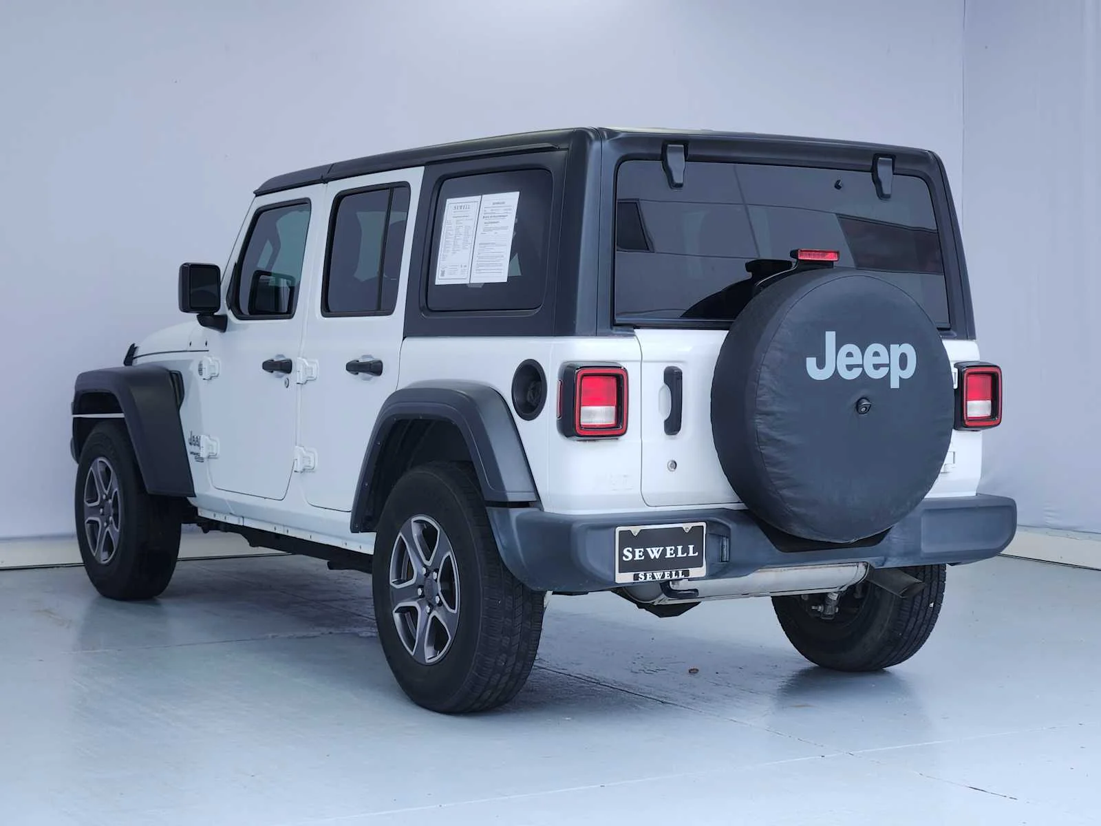 Used 2018 Bright White Clearcoat Jeep Sport S image 4