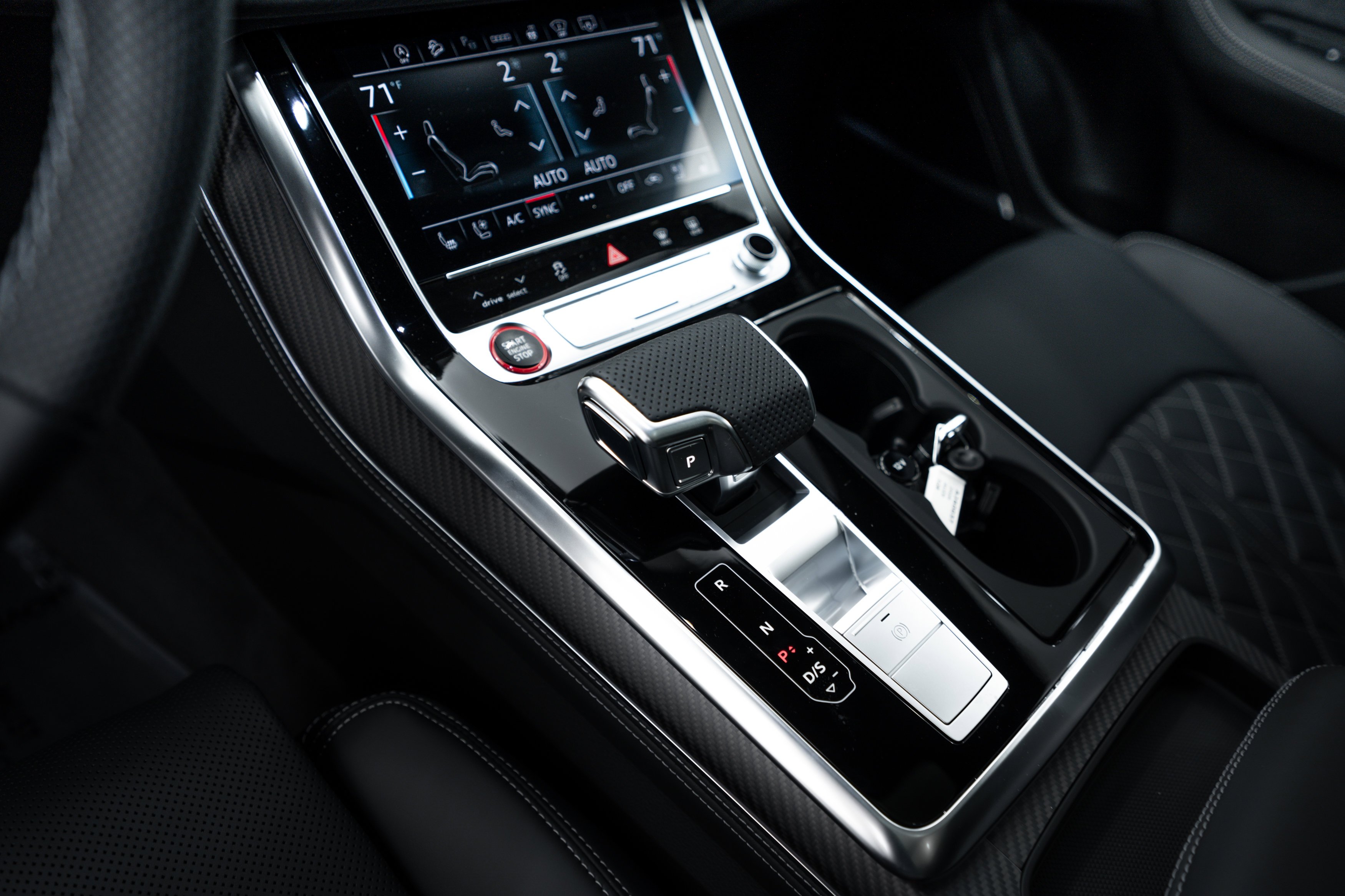 2026 Audi SQ8 Prestige - Photo 11
