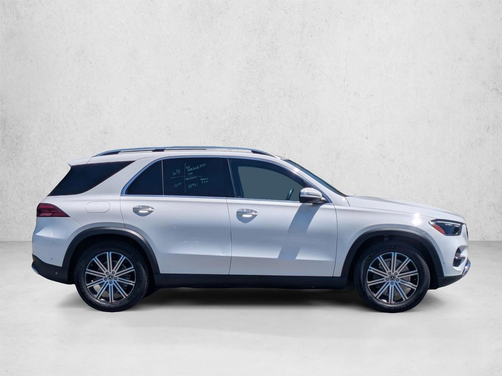 Used 2025 Polar White Mercedes-Benz GLE 350 image 4