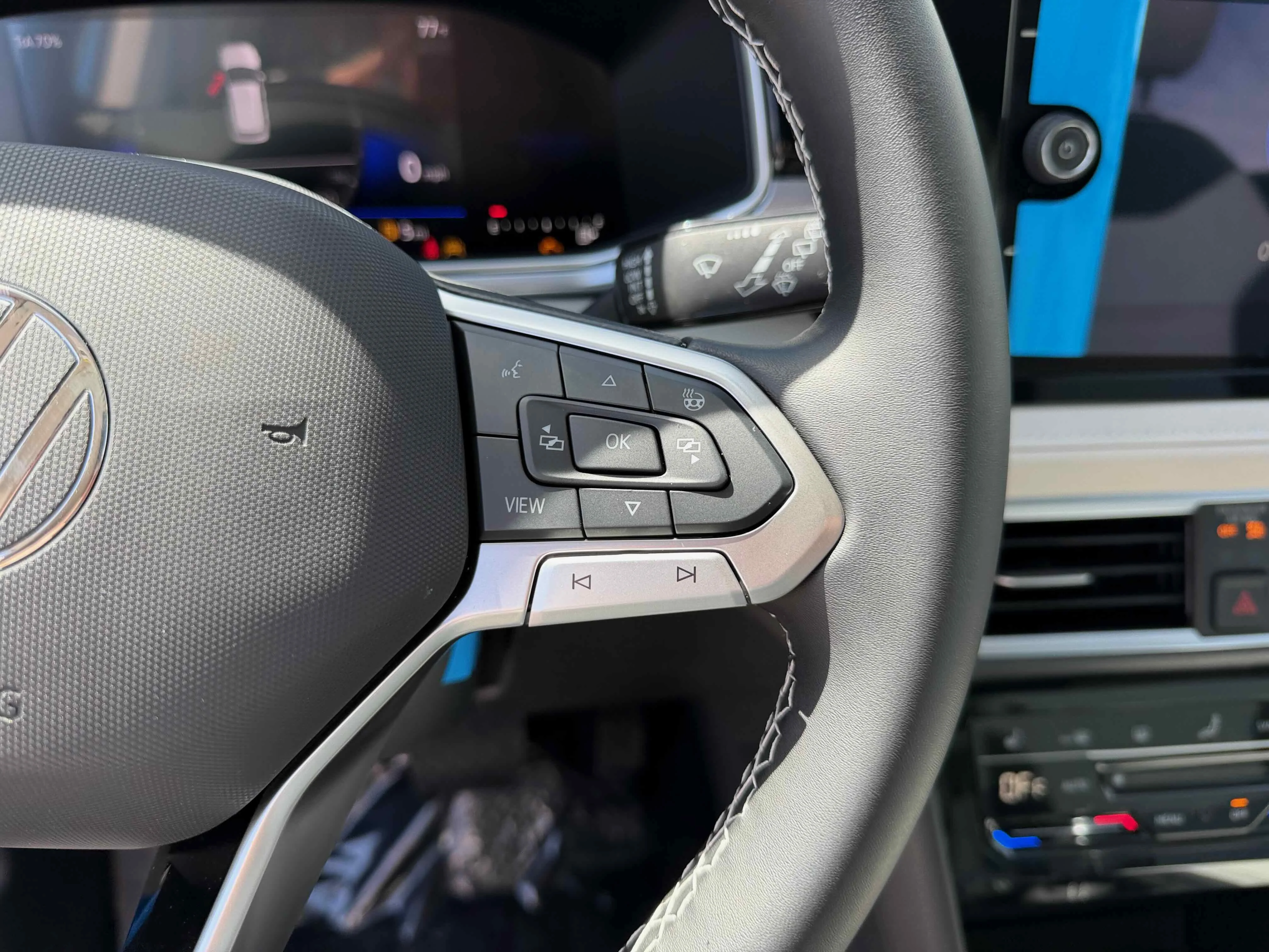 New 2026 Blue Volkswagen SE image 17