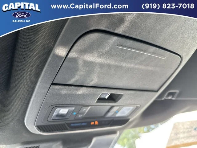 Used 2023 Black Ford XLT image 32