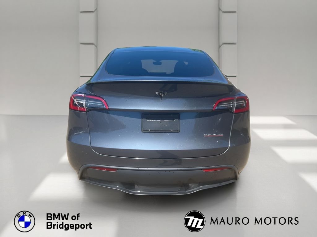 Used 2023  Tesla Performance image 5