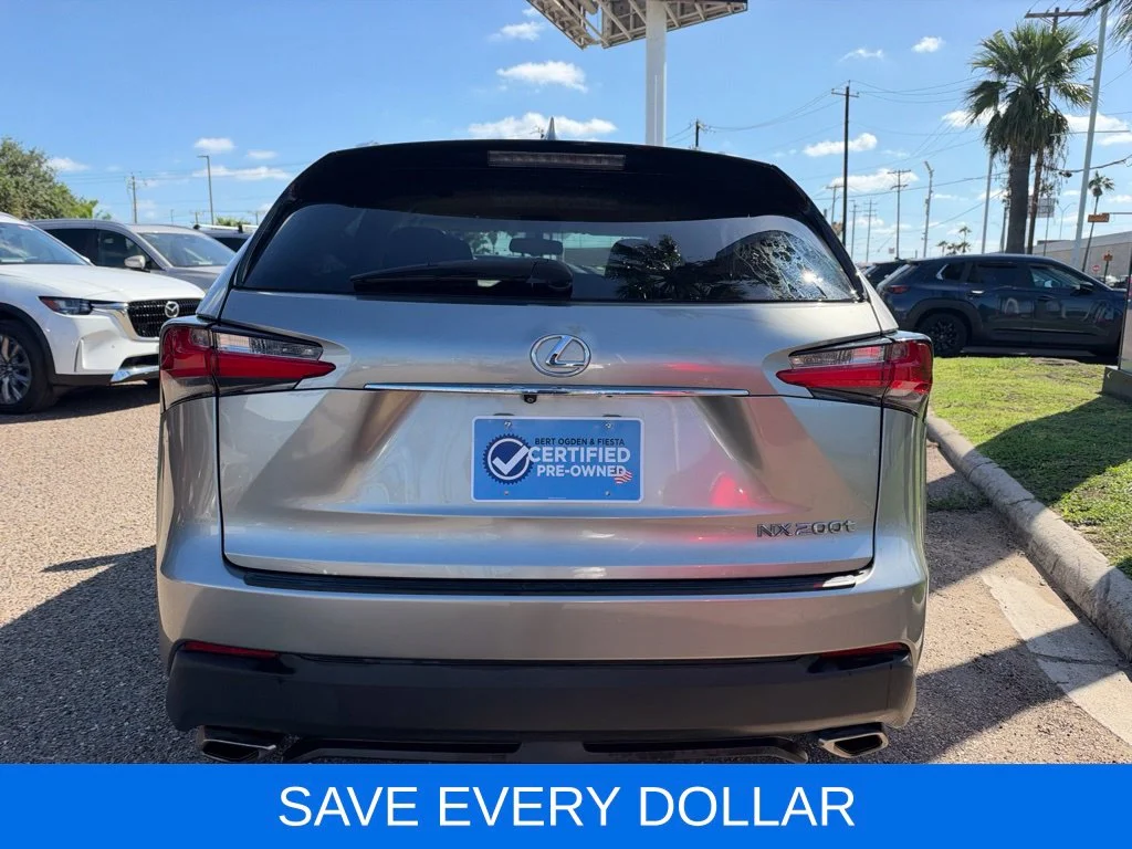 Used 2015  Lexus 200t image 5