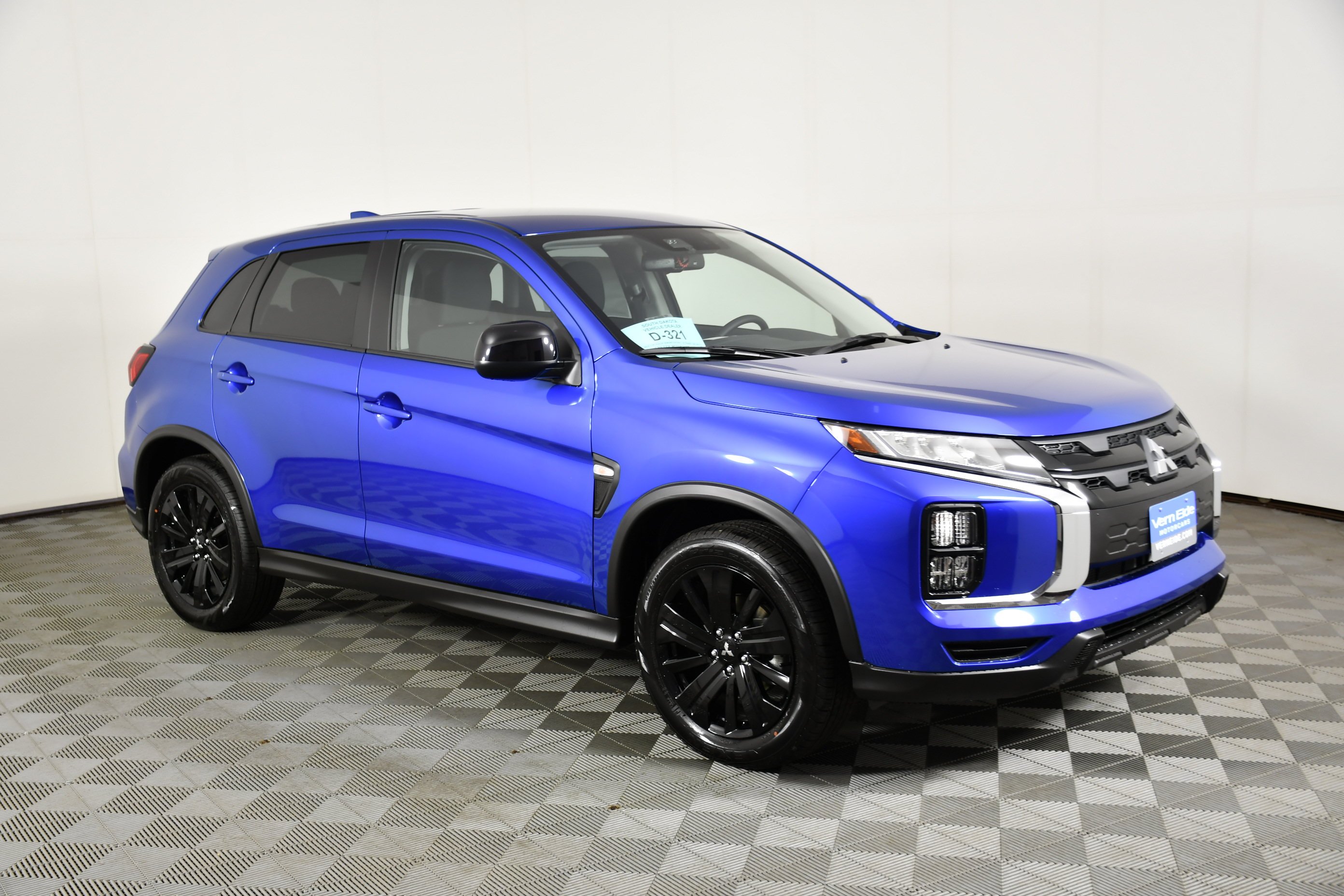 New 2027 Octane Blue Metallic Mitsubishi 2.0 LE AWC image 4