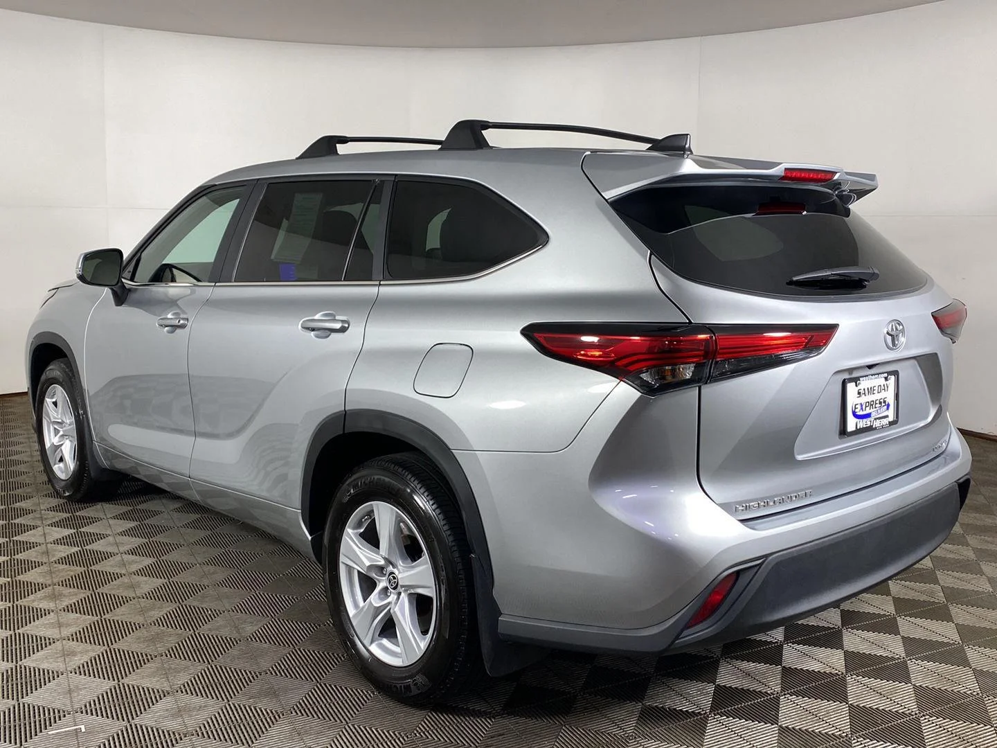 Used 2023 Celestial Silver Metallic Toyota LE image 4