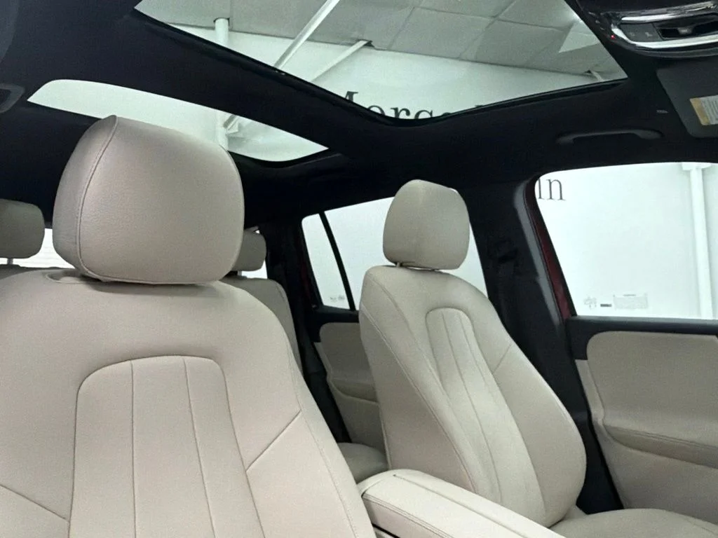 New 2026 Red Mercedes-Benz GLB 250 image 28