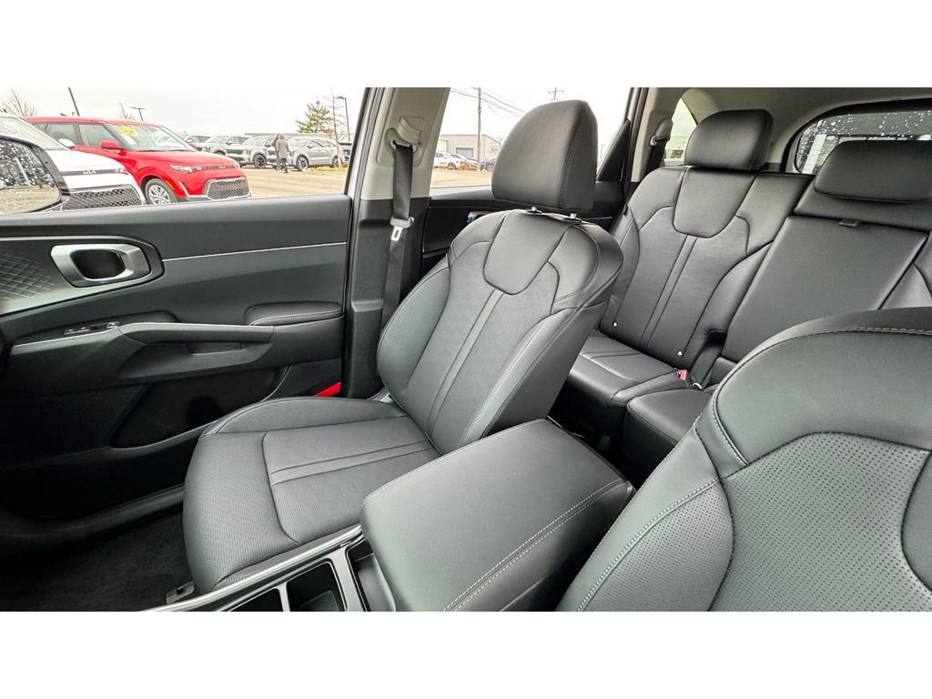 New 2026 Glacial White Pearl Kia S image 10