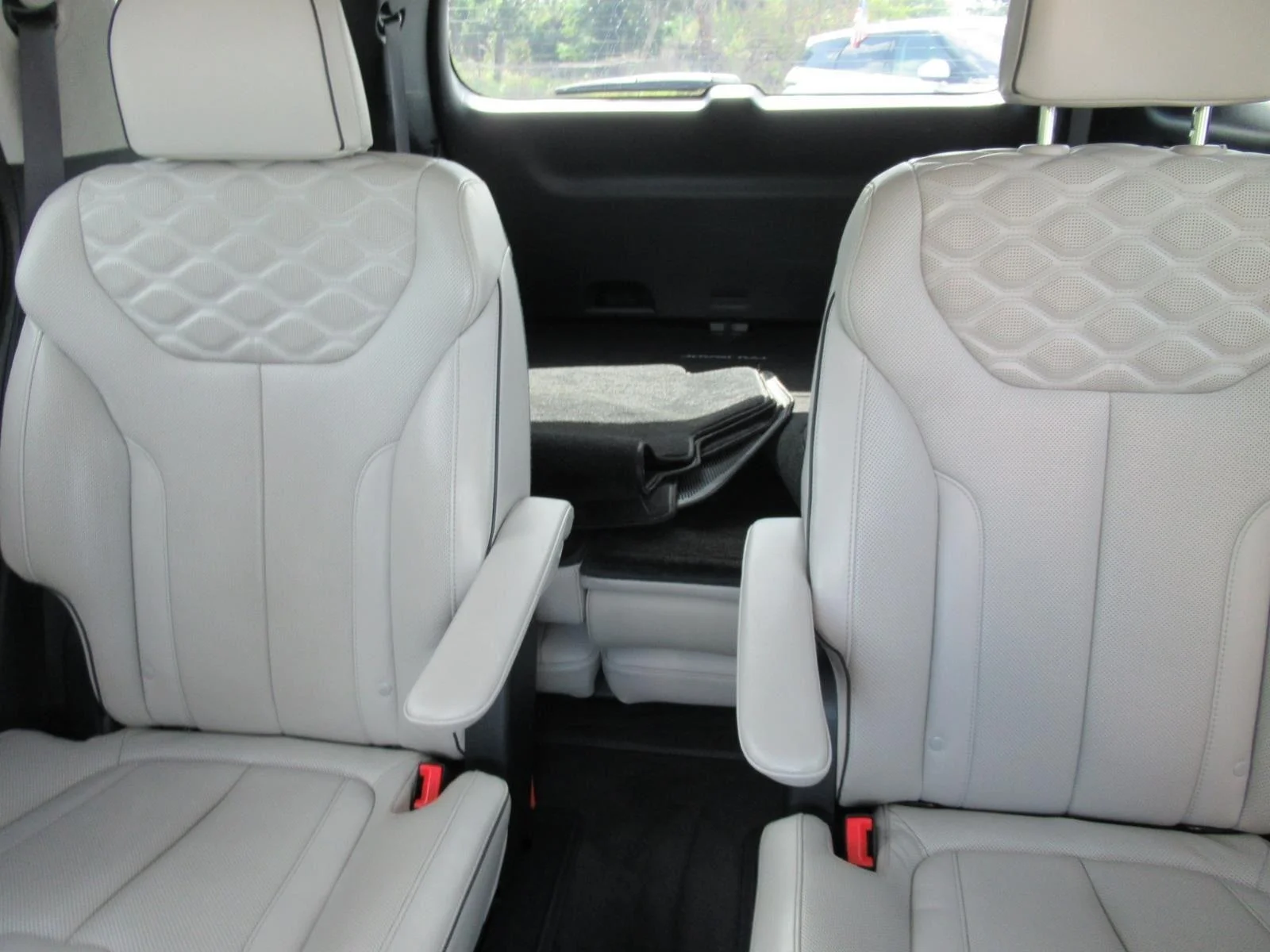 Used 2021 Blue Hyundai Limited image 19