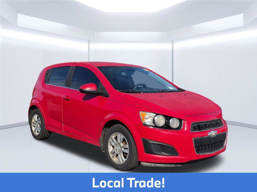 Used 2013 Red Chevrolet LT image 6