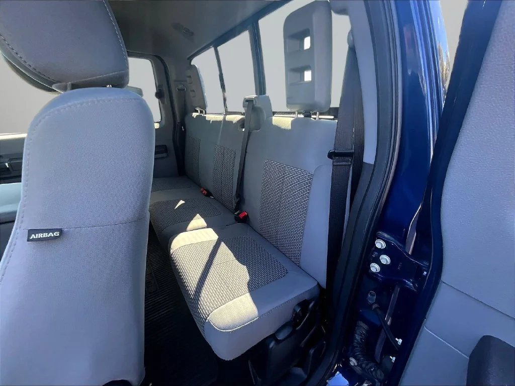 Used 2012 Dark Blue Pearl Metallic Ford XLT image 18